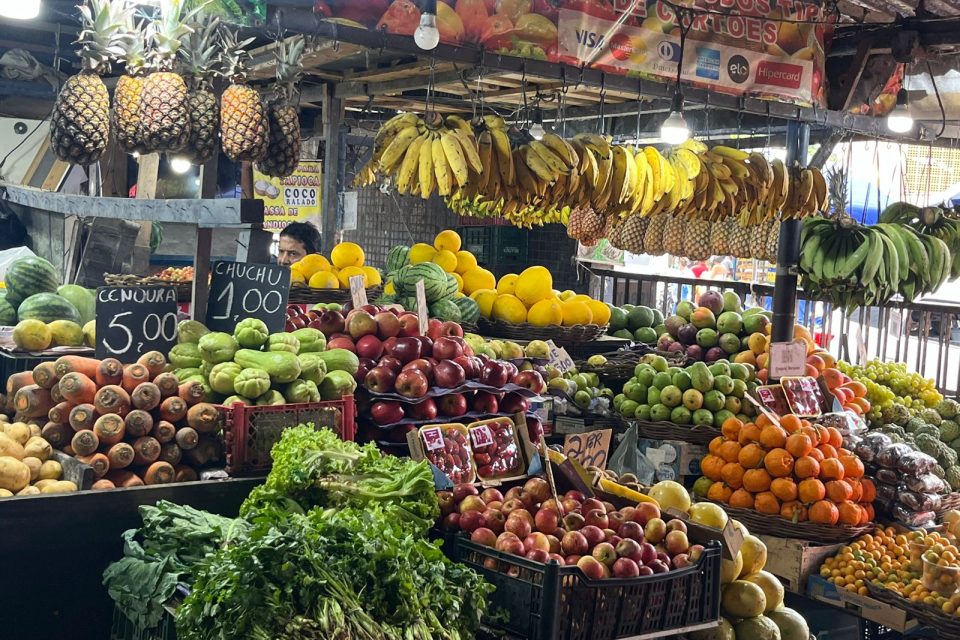 Cabinda: Feira alimentícia procura dinamizar comércio local