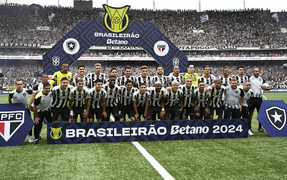 Depois da Libertadores, o Botafogo é campeão do Brasil – Angolano Bastos Quissanga fica na história do clube!