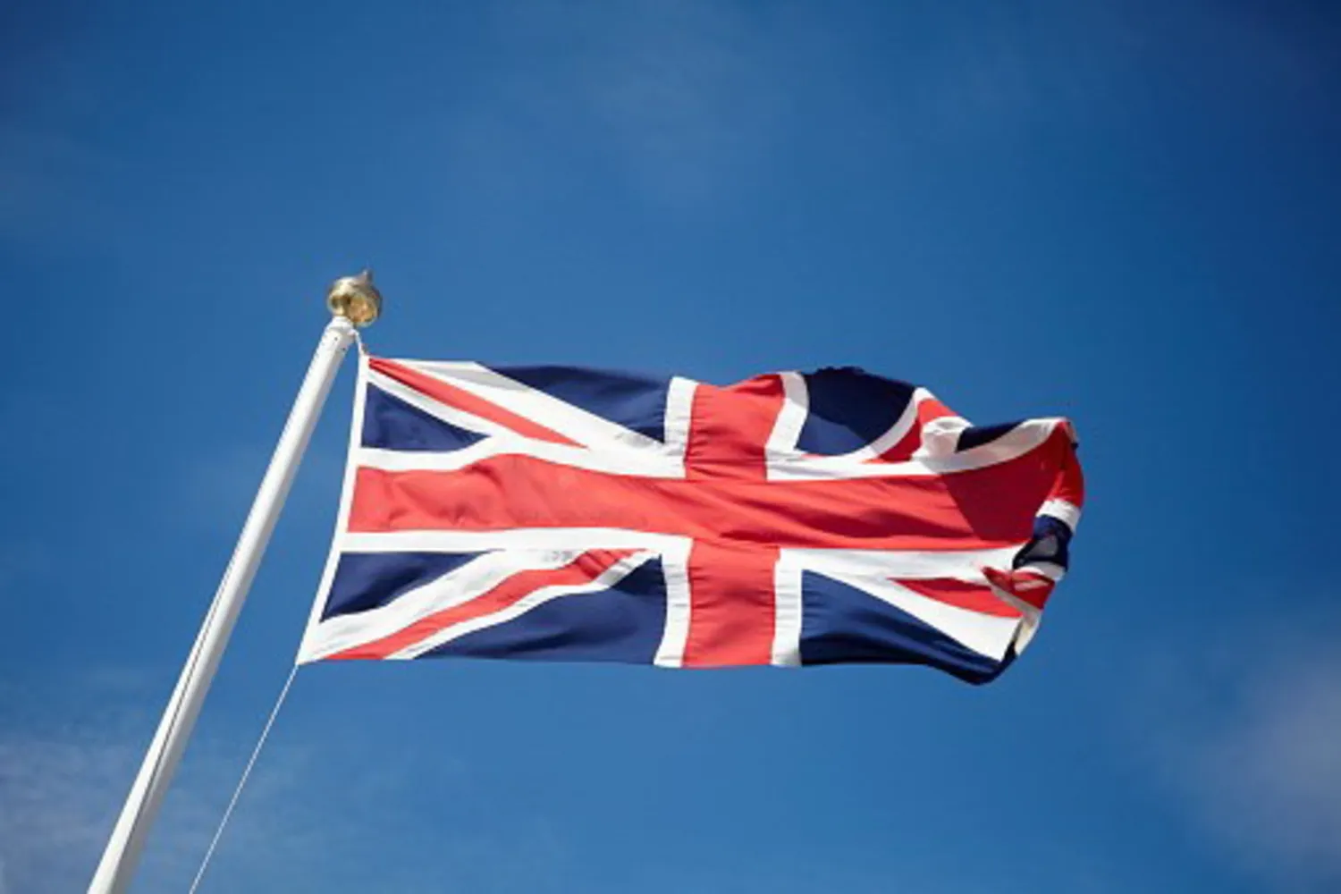 Reino Unido confirma “suposto ataque com drone” a base britânica no Chipre