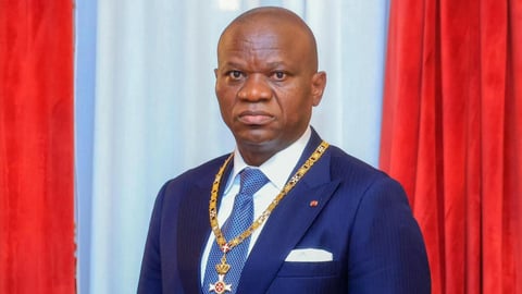 Presidente do Gabão  em Angola para uma visita de três dias